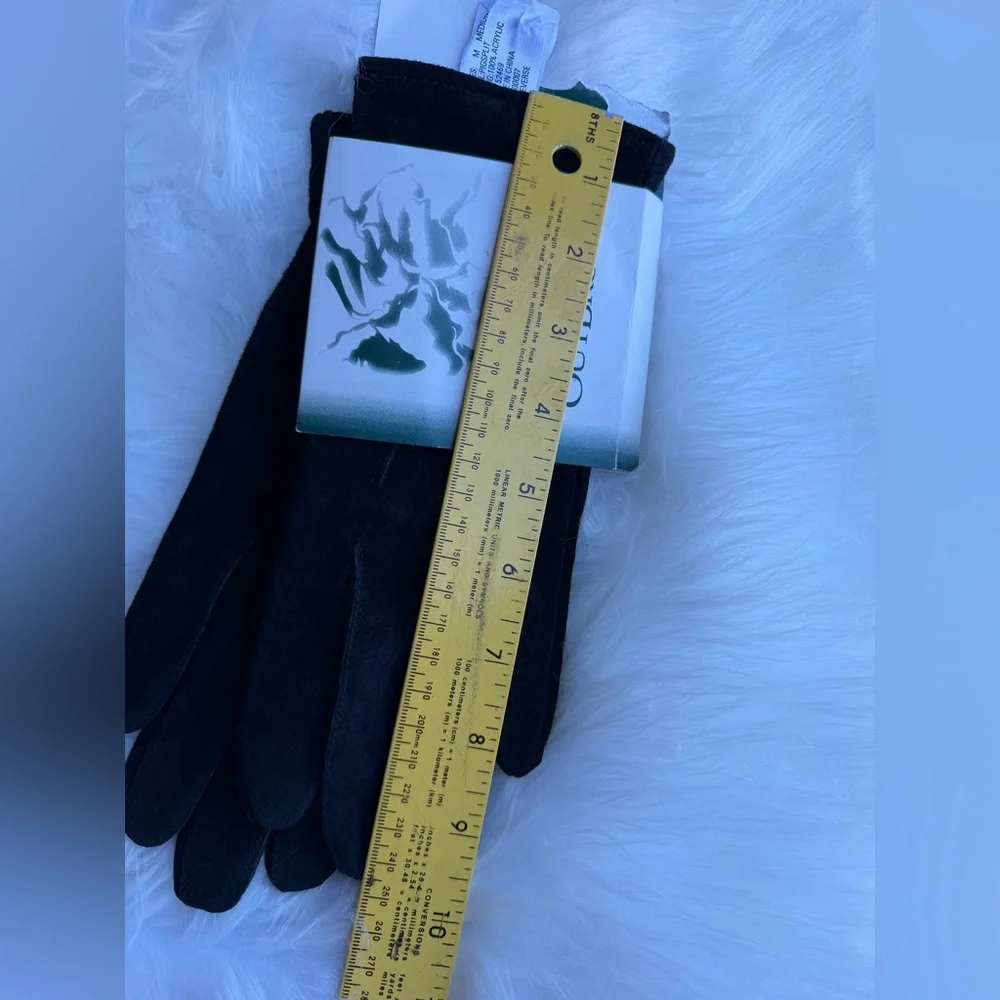OUTBROOK Vintage Women's Black Suede Gloves Elegant Winter Accessory New Sz-M. W